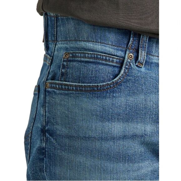 Men's Straight Tapered Active Stretch Blue Denim Jeans Pants Size 42X30 - Picture 6 of 8